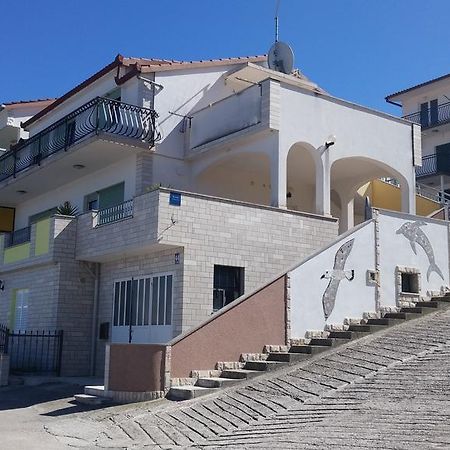 Apartment Karmen Трогир Экстерьер фото