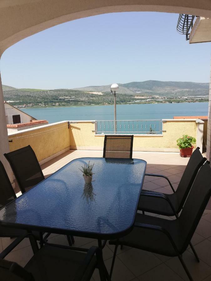 Apartment Karmen Трогир Экстерьер фото